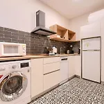 Euskalduna, Vivienda Turistica Moderna Y Renovado Appartamento *
